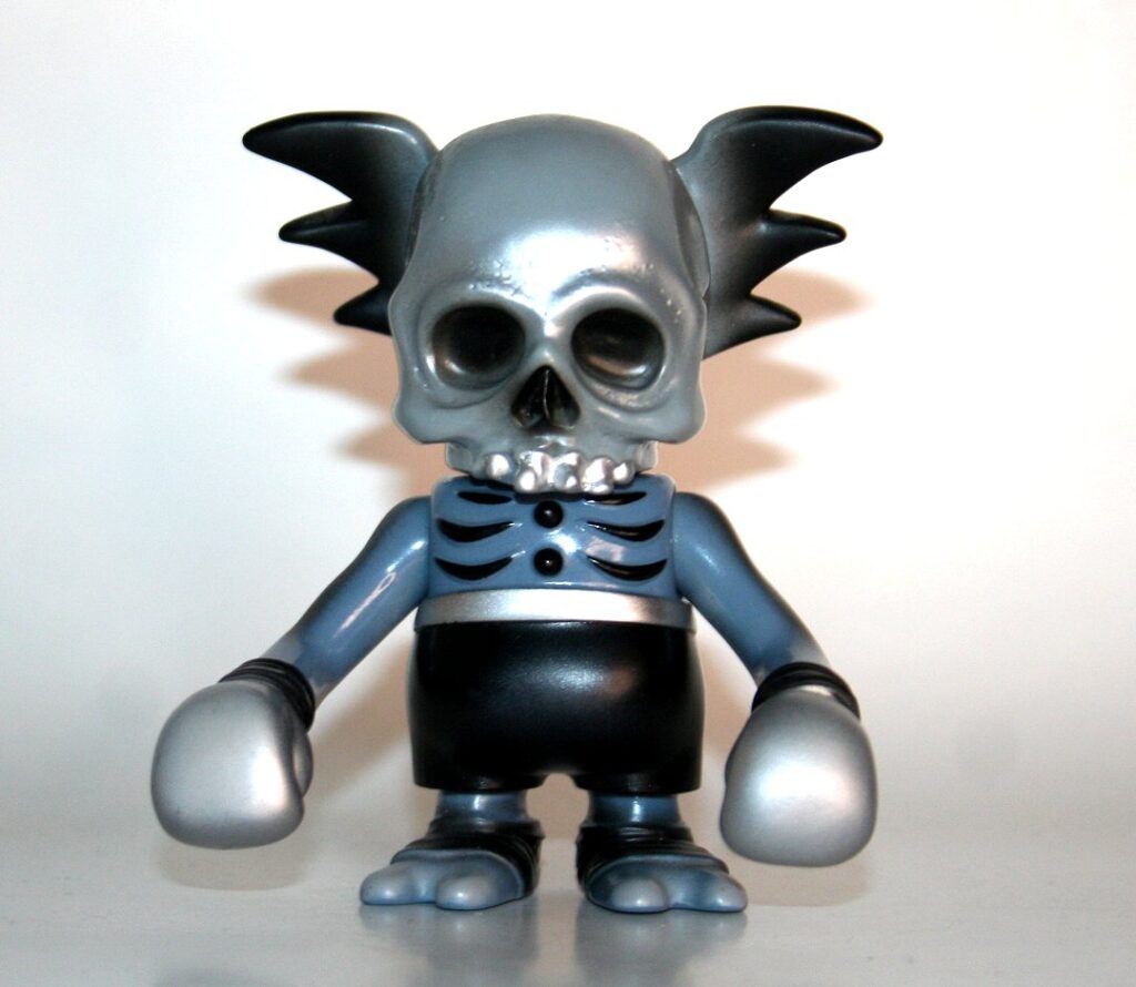 Secret Base Pusfan Black on Grey Skullwing