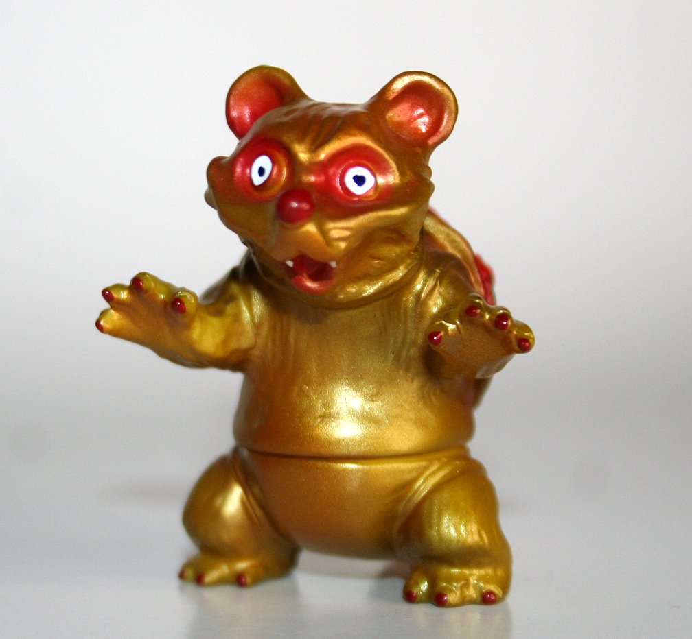 Undead Toys Gold and Red Mini Bunbuku Chagama