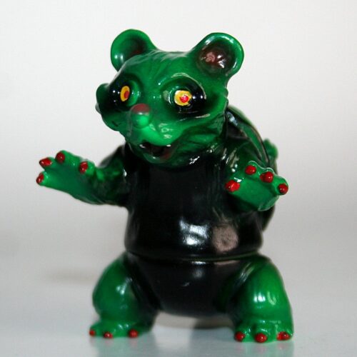 Undead Toys Green and Black Mini Bunbuku Chagama