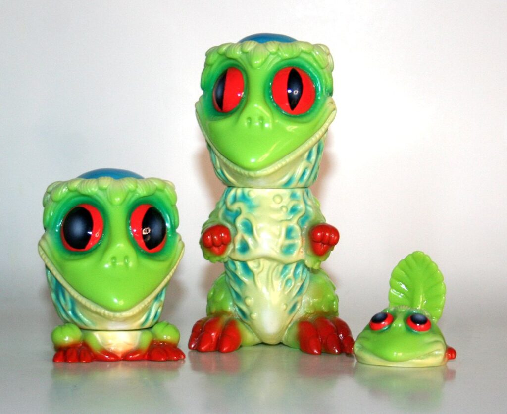 Scum Pit Toys x GRIZ BIZ Green Kami Kappa Frog and Wog