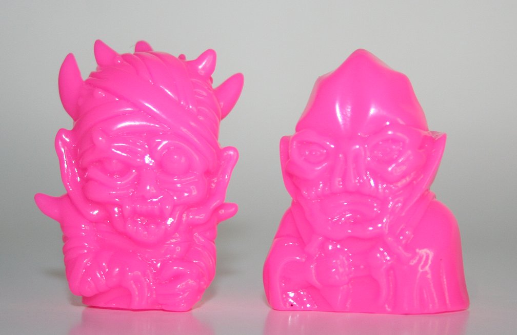 DeathCat Toys Hot Pink Red Pharaoh and Oni Mira