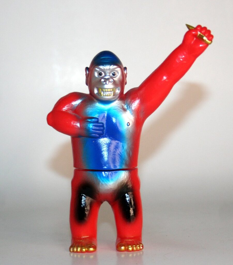 Trash Goodz Blue on Red 豆 Gorilla