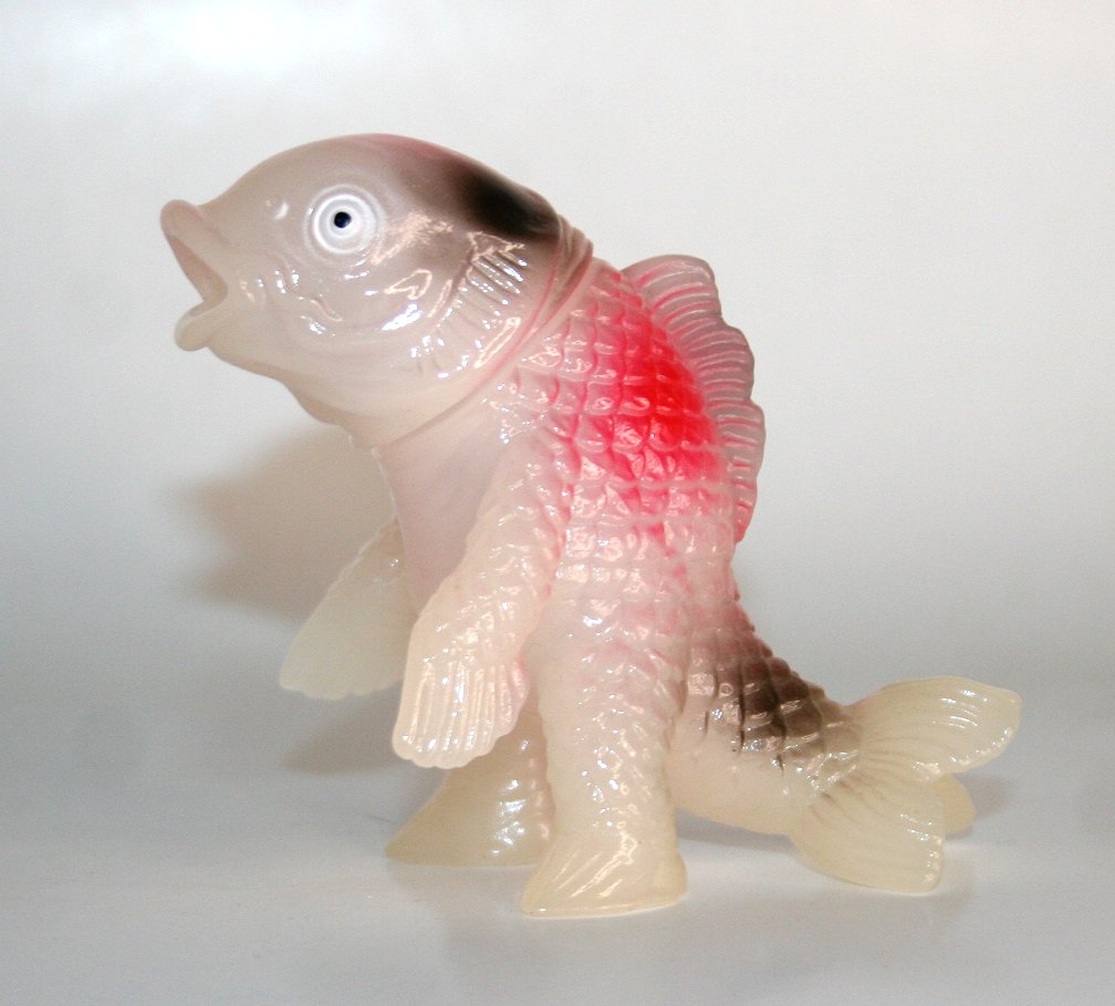 Takepico Red on Milky White Coijyarus
