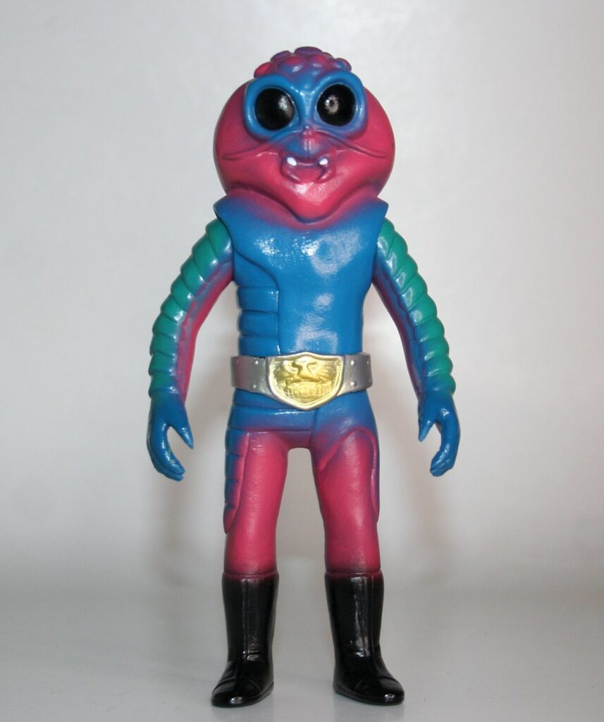 Medicom Mid Size Kamen Rider Eleki Botaru