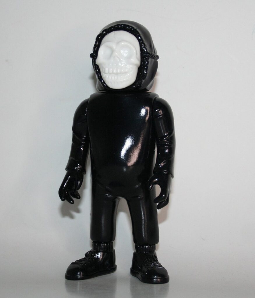 Ultraradicaltoyworks First Reggie - Missing Mask