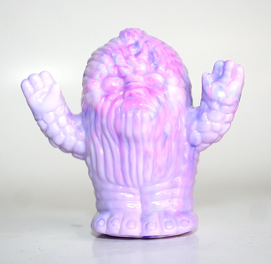 Unbox x Vilesore WGT Purple to Pinks Marbled Hu-Man