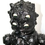 Nagnagnag Bootleg Black 4 Eye Vinyl Figure | Vicious Fun