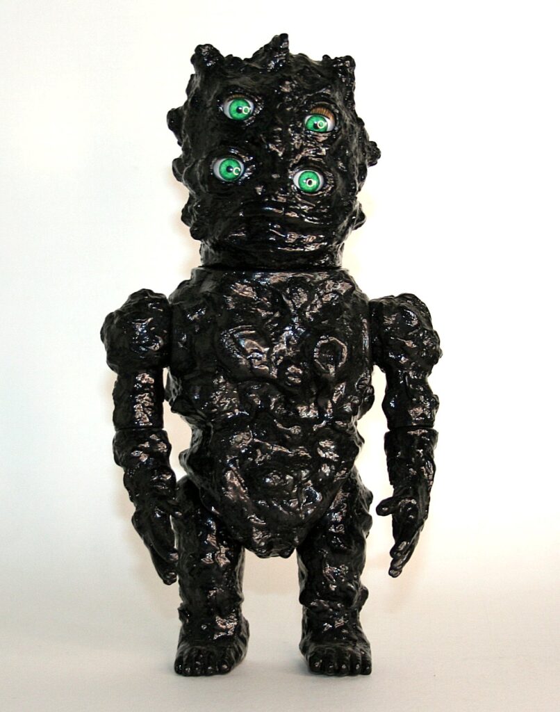 Nagnagnag Bootleg Black 4 Eye Vinyl Figure | Vicious Fun