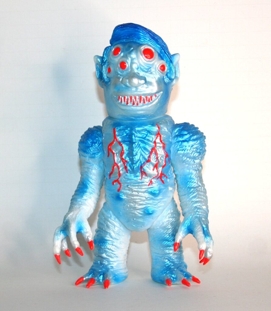 Skull Head Butt x Rampage Toys Ice Alien Quang-X | Vicious Fun