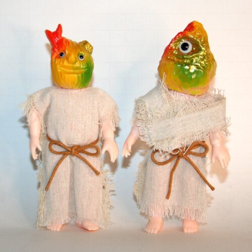 Hifumi Toy Yellow Udora Island People