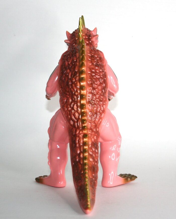 Marmit Silver on Pink Varan