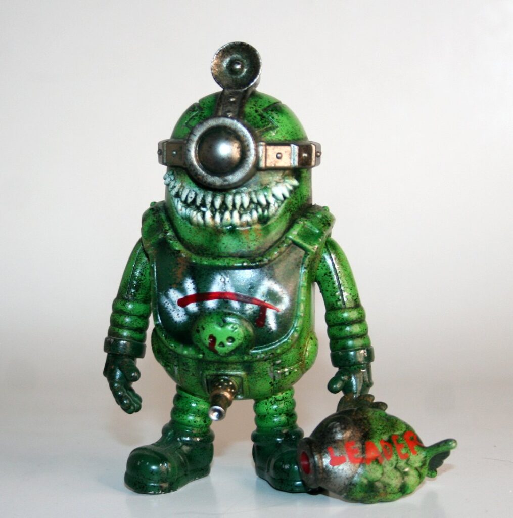 Kaiju One Make War Limited Blojobot