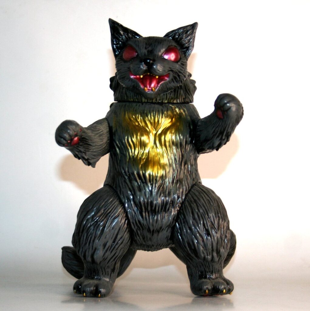 Max Toy Co x Konatsu Black on Grey King Negora