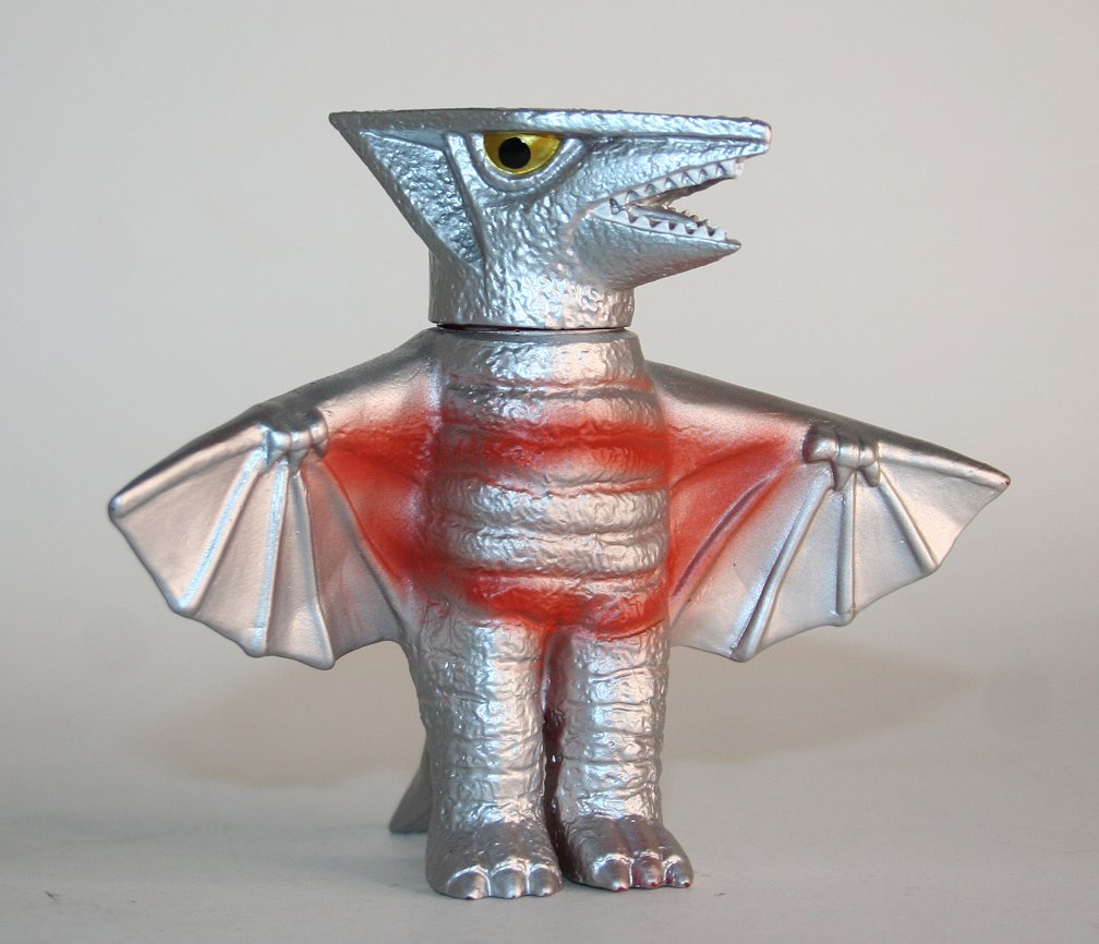 Slash-Silver-Gyaos.jpg