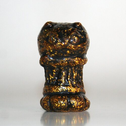 Gumtaro Gold Lame Chikuwa Cat