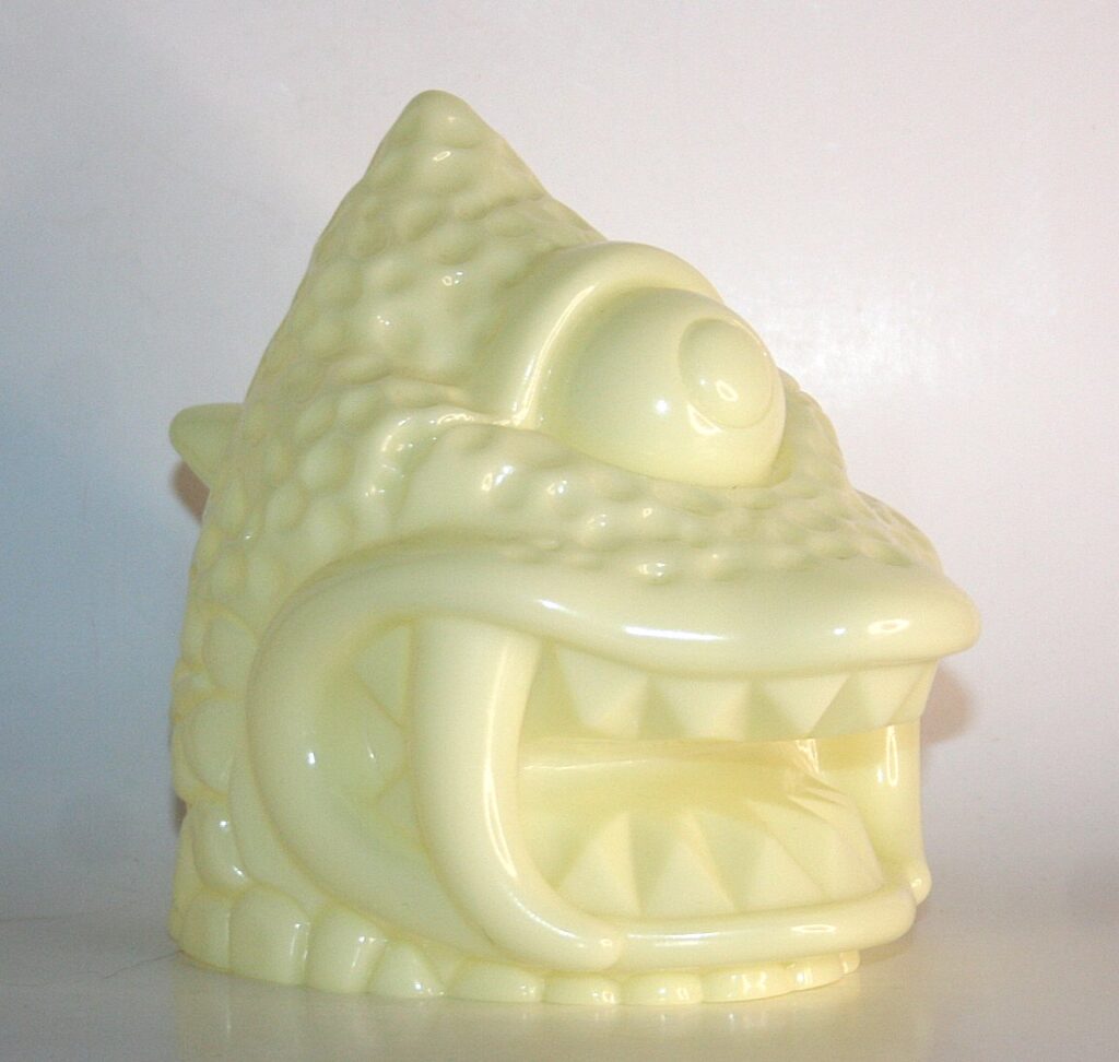 Bemon Unpainted Glow in Dark Giant Zagoran Head