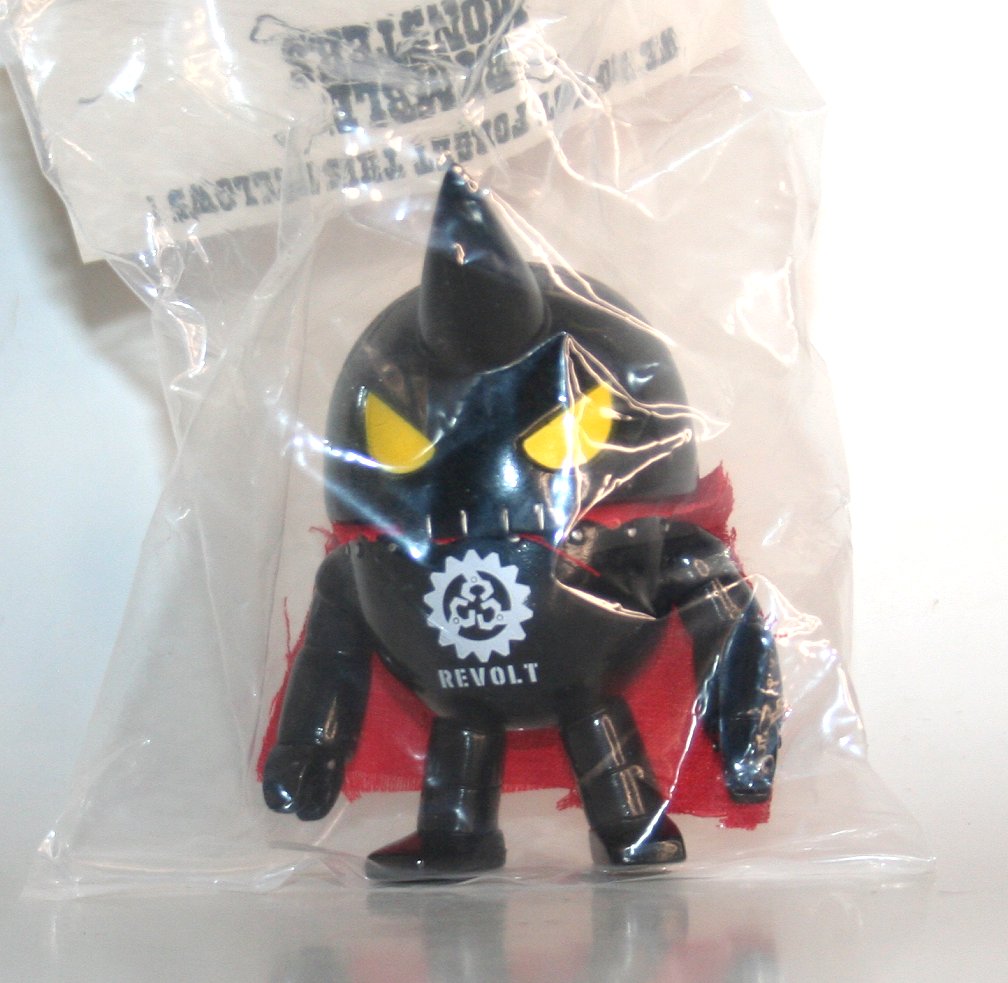 Rumble Monsters Mini Yellow Eye Nine Revolt