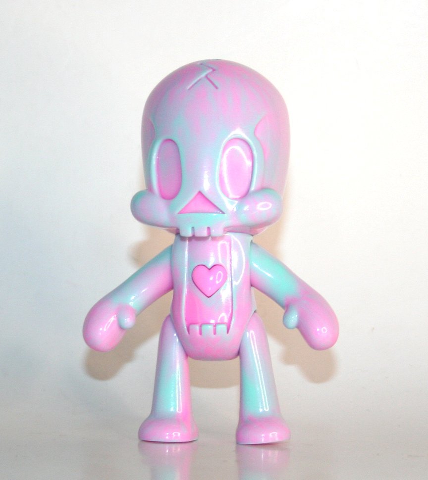 Skulltula Blue x Pink Marbled Skull Alien