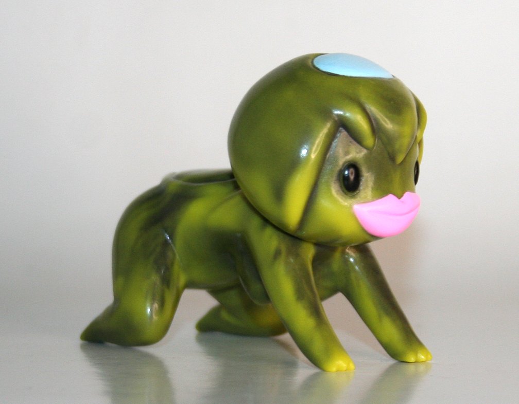 Sunguts Marbled Greens Crouching Suiko