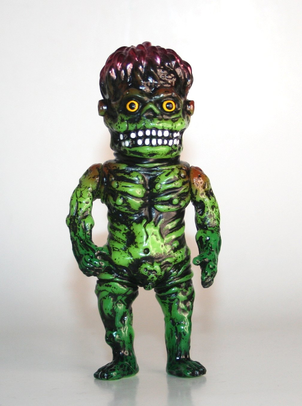 Deathland Vinyl Toys Green Skull Freak
