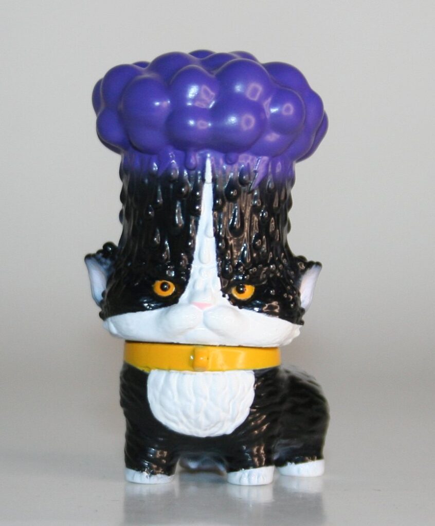 Medicom x Moukoyama VAG Series 31 Purple Sucking Cat