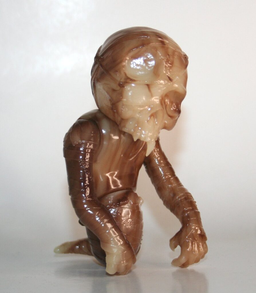 【未開封】SECRET BASE × PUSHEAD skullORM ソフビ Secret Base x Pushead Milky White x Brown SkullPirate SkullOrm