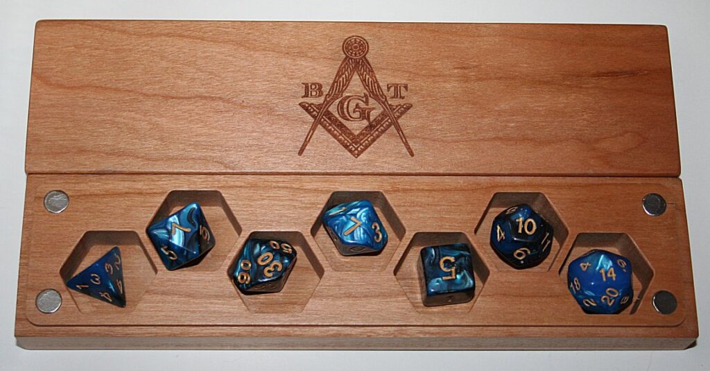 Blood Guts Toys Izumonster Boxed 7 Dice Set