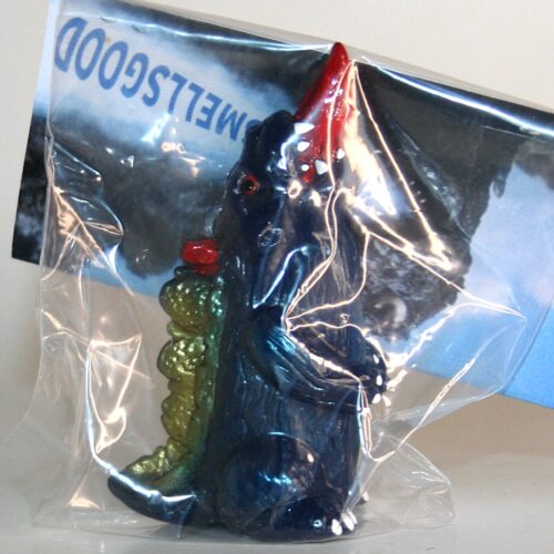 LukeSmellsGood Gold Fin Hakka Kaiju Lighter