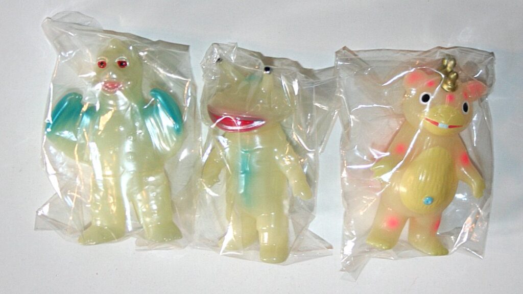 US Toys Glow in Dark Kanegon x Booska x Pegulia