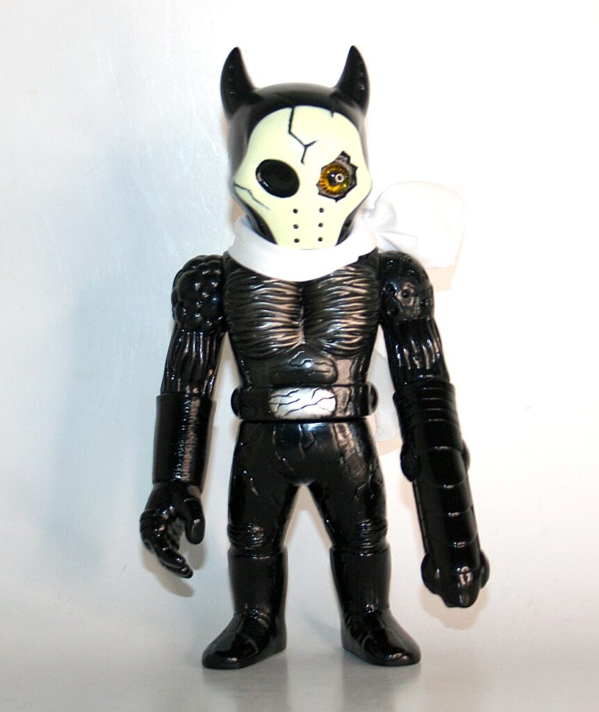 RealxHead Black Chaosman Friday Sofubi Figure | Vicious Fun