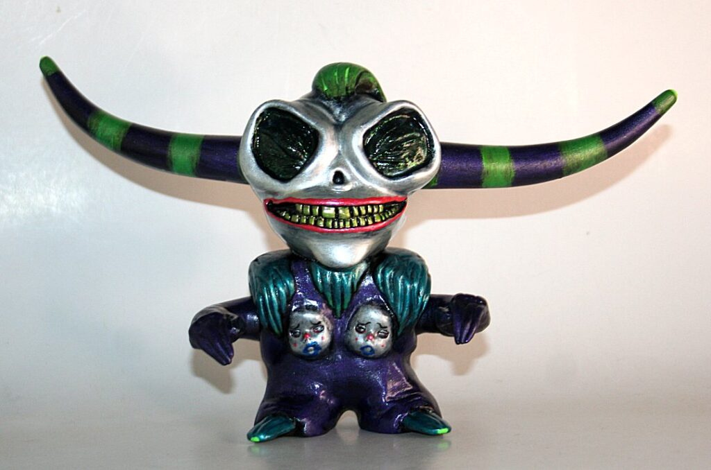 Whistling Pony Toys Joker Surinama
