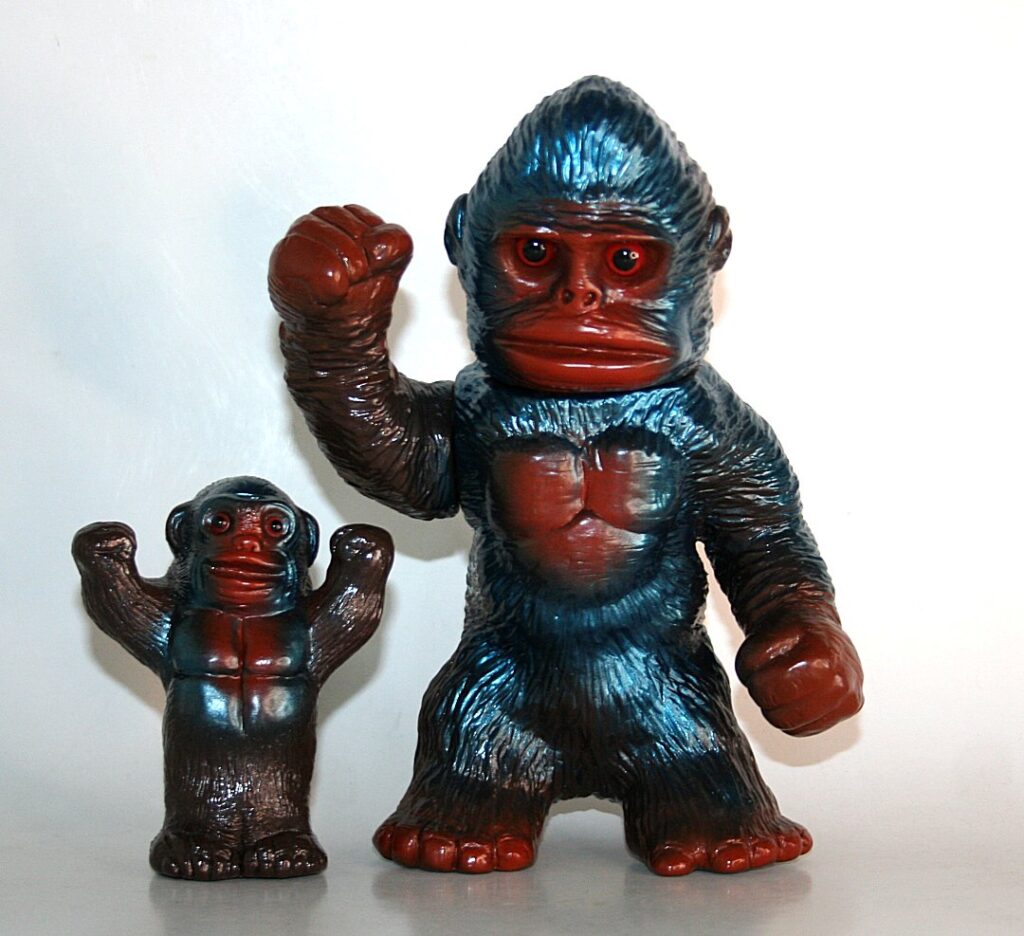 123 Toys Brown Gorilla Kong x Son
