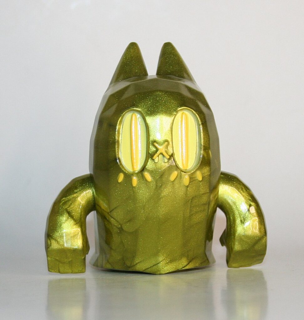 Mao Gold Jade Ben the Ghost Cat
