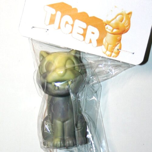 Maruhachi Gangu x Mame Marbled Resin Mini Tiger