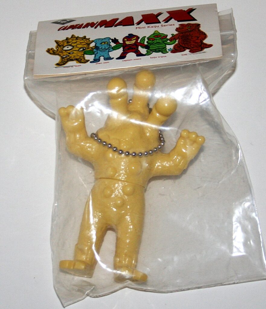 Max Toy Co Buttercream Mini Alien Argus Keychain