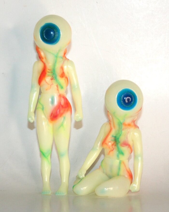 RedShark Peach Momoko Glow Eye Girl Set