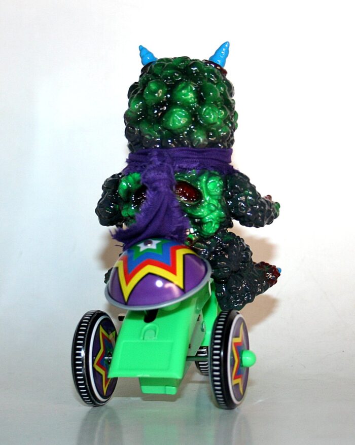 MVH x Kaiju One Death Head Sludge Demon DX TriCycle