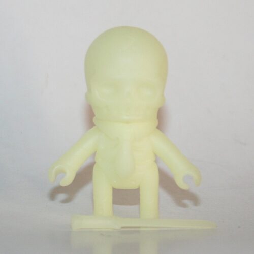 Skulltula Gaikochu Glow in Dark Swordsman