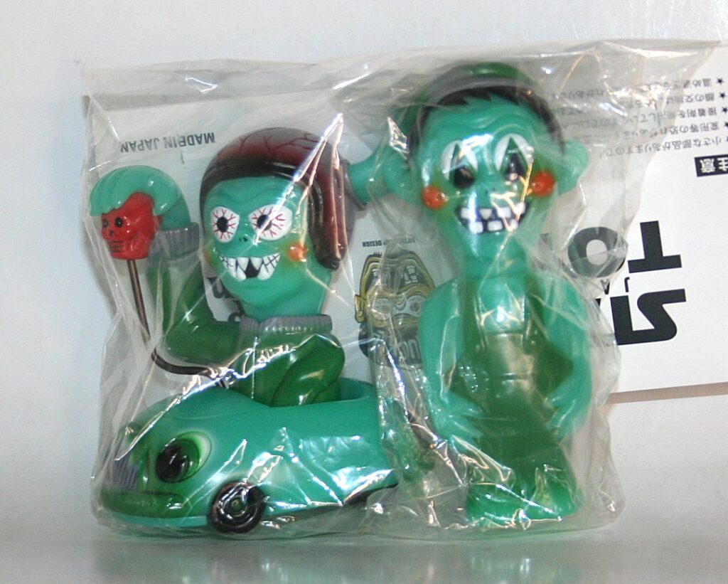 Star Toys Japan x Little Chop Green x Teal Weirdo Clutch