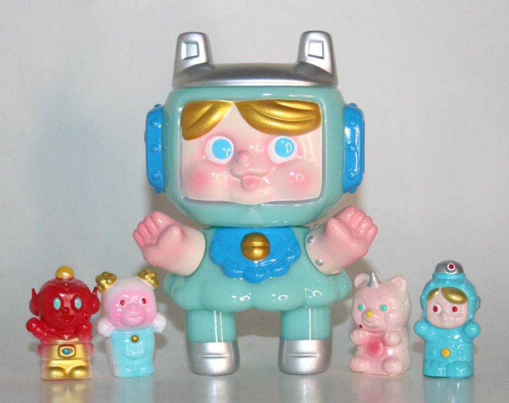 Toysbian Blue Cheese with Friends