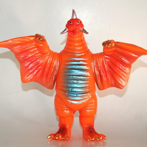 Kaijuken Orange Ultra Q Peguila
