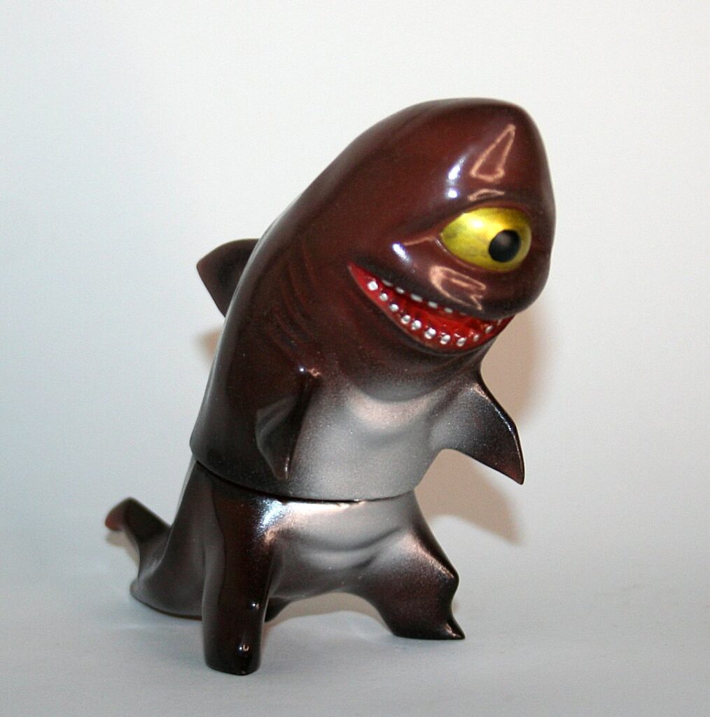 Sunguts Clear Brown Cyclops Shark