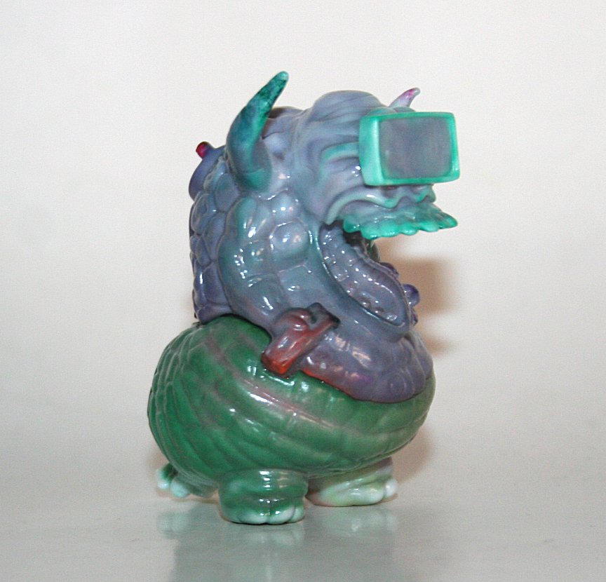 Unbox x Arshawsky WGT Multicolor Marbled Demon Cyborg V2