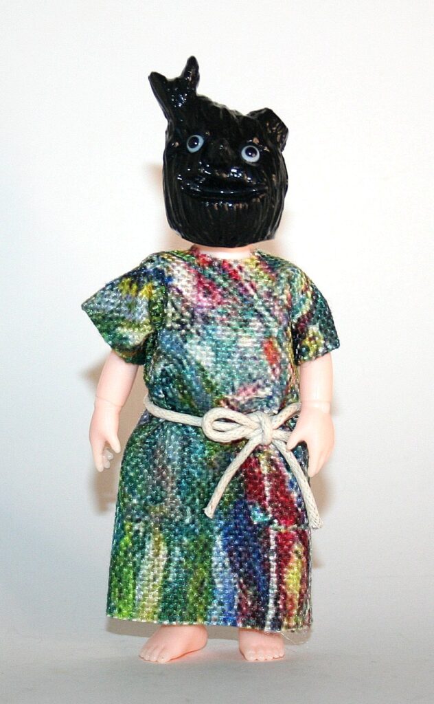 Hifumi Toy Black Beet Head Udora Island People