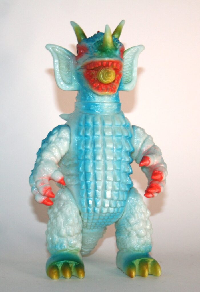 Sofubi no Pepo Kyoakuzaurus Blue Kaiju Grago