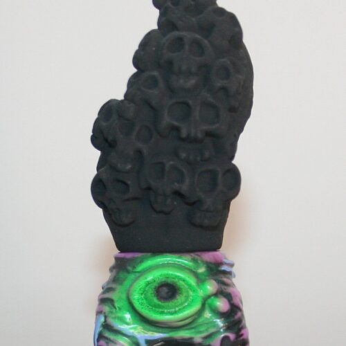 Uhhsure Monsters Custom Super Black Snaggle