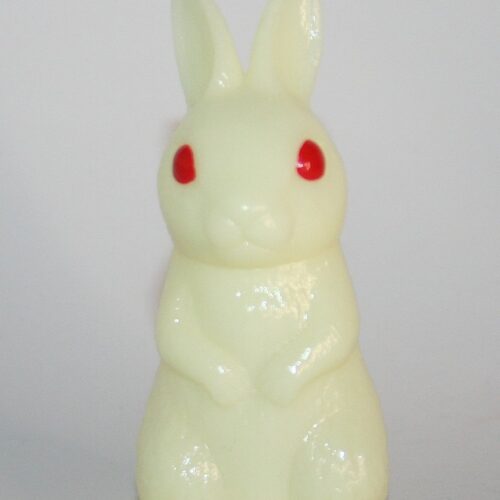 Y & G Glowing Red Eye Usapyon
