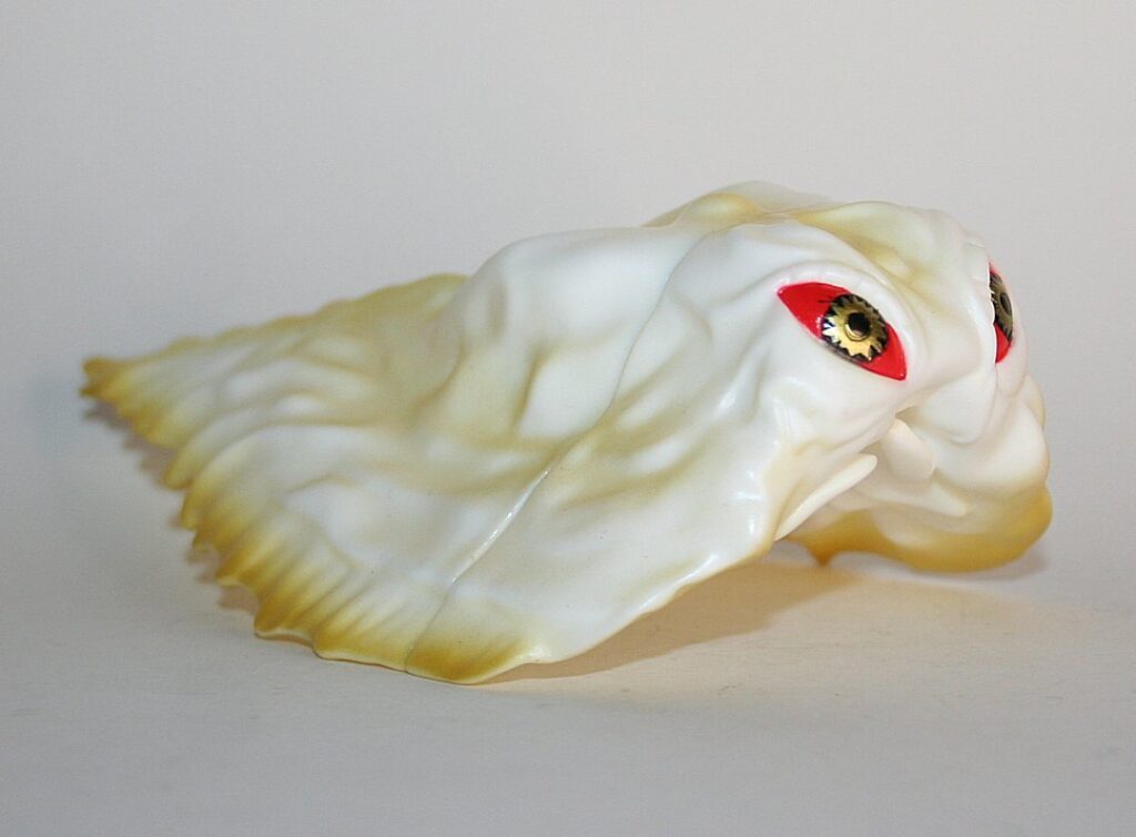 Marusan Gold on White Flight Form Hedorah