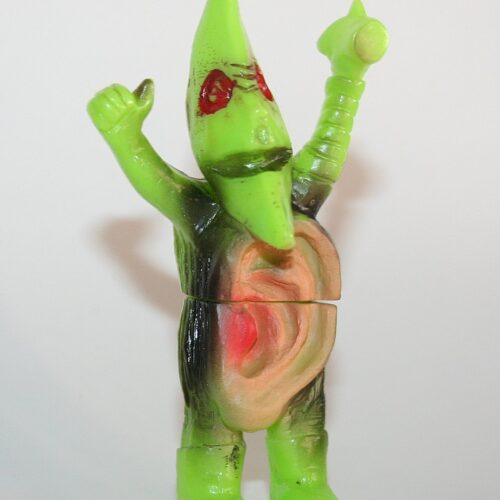 Sofubi no Pepo Green Eerie Moon Man