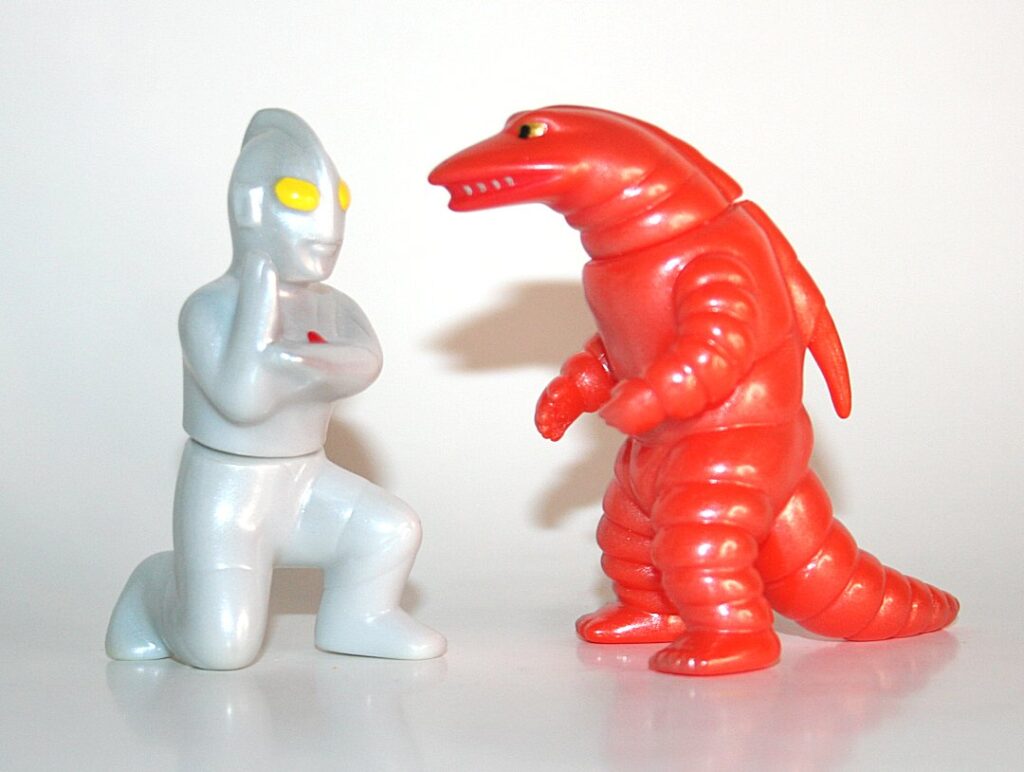 US Toys Grey Return of Ultraman x Orange Detton